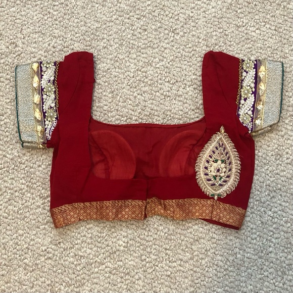 Indian Red and Yellow Sari - Picture 12 of 13